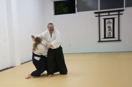 ../resources/photos/aikido/urban_seminar_May14/photos/urban_seminar_May14_24.jpg